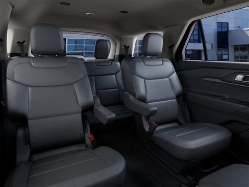 New 2027 Ford Explorer Active w/ Active Comfort Package RWD image 11