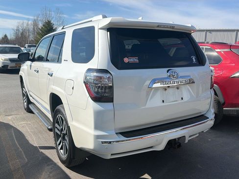 Used 2021 Toyota 4Runner Limited image 10