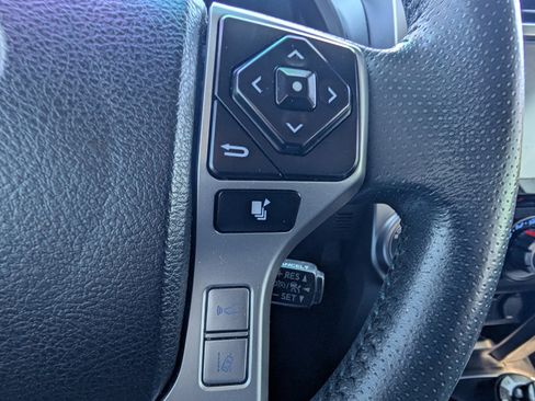 Used 2021 Toyota 4Runner SR5 Premium image 16