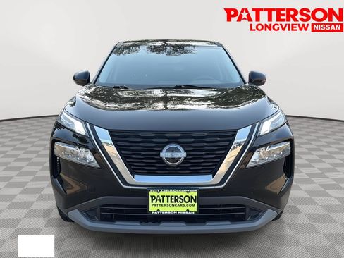 Used 2023 Nissan Rogue SV FWD image 2