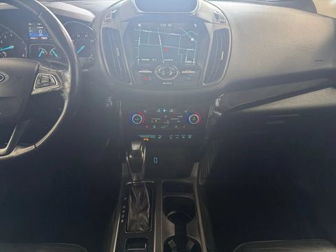 Used 2019 Ford Escape Titanium AWD/4WD image 21