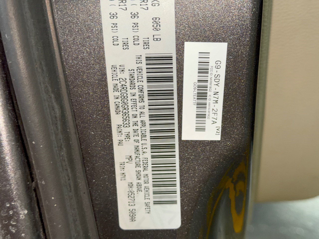 Used 2016 Dodge Grand Caravan SE FWD image 31