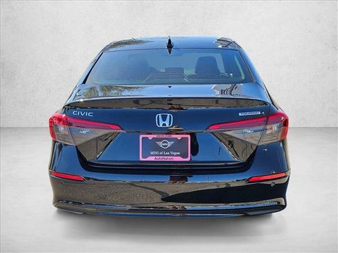 Used 2023 Honda Civic Touring image 7