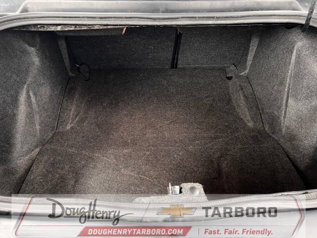 Used 2016 Dodge Challenger SXT RWD image 33