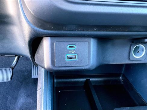 Used 2024 Ford Maverick XL image 18