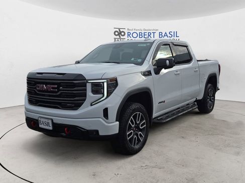 Used 2025 GMC Sierra 1500 AT4 w/ AT4 Premium Package image 1