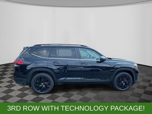 Used 2024 Volkswagen Atlas SE AWD/4WD image 6