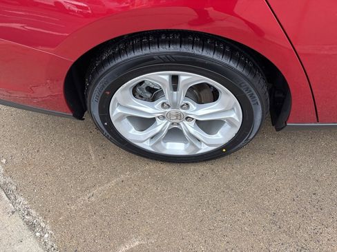 Used 2023 Honda Accord LX image 34