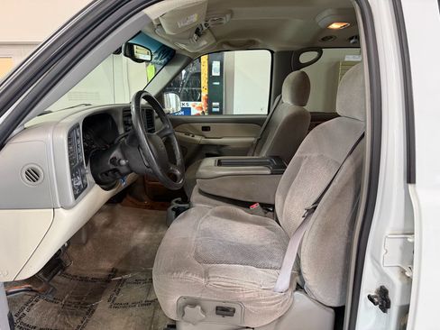 Used 2002 Chevrolet Suburban LS w/ Trailer Pkg AWD/4WD image 7