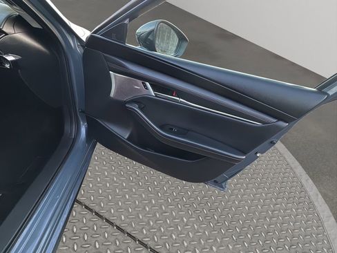 Used 2023 MAZDA MAZDA3 s image 35