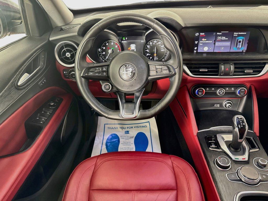Used 2020 Alfa Romeo Stelvio AWD w/ Nero Edizione image 27