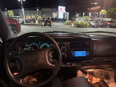 Used 1999 Dodge Dakota SLT image 12