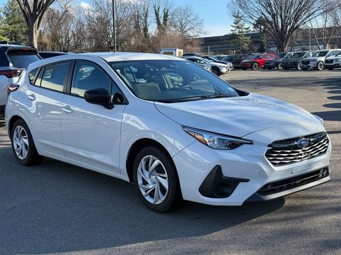Used 2024 Subaru Impreza 2.0i image 4