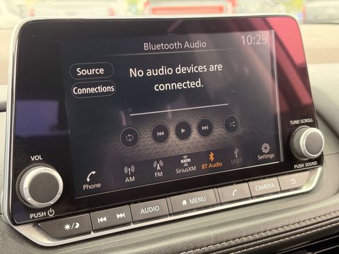 Used 2023 Nissan Rogue SV w/ SV Premium B Package FWD image 26