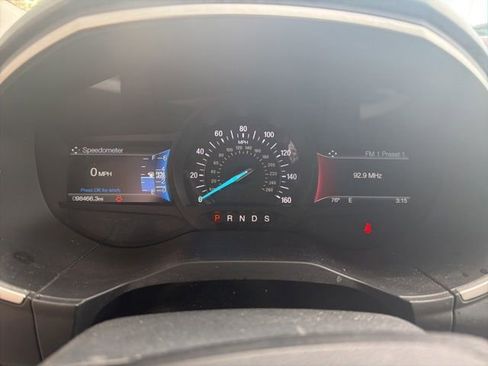 Used 2017 Ford Edge SEL w/ Equipment Group 201A AWD/4WD image 4