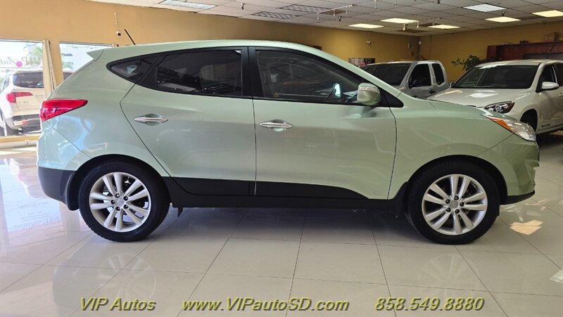 Used 2011 Hyundai Tucson Limited w/ Premium Pkg 3 FWD image 5