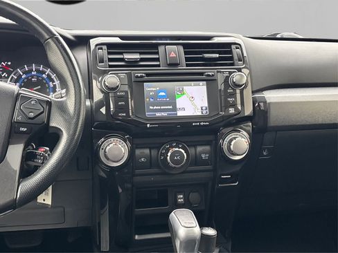 Used 2018 Toyota 4Runner TRD Off-Road Premium image 20