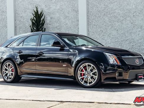 Used 2014 Cadillac CTS V RWD image 35
