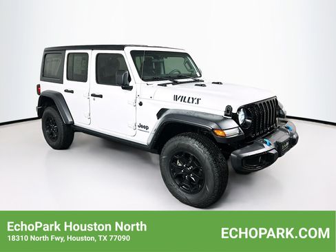 Used 2023 Jeep Wrangler Unlimited w/ Convenience Group AWD/4WD image 1