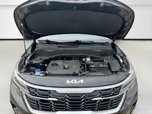 Used 2024 Kia Seltos EX AWD/4WD image 31