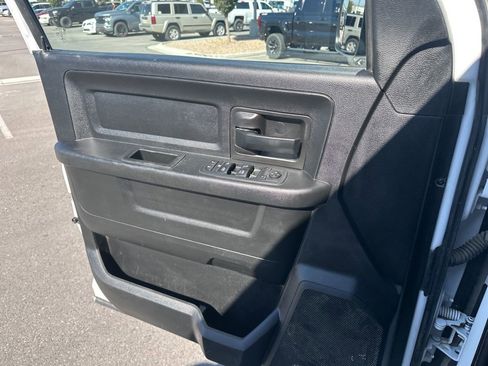 Used 2020 RAM 5500 Tradesman w/ Safety Group image 18