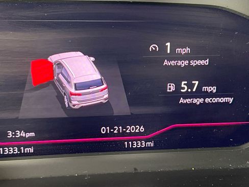 Used 2023 Volkswagen Taos SEL image 12