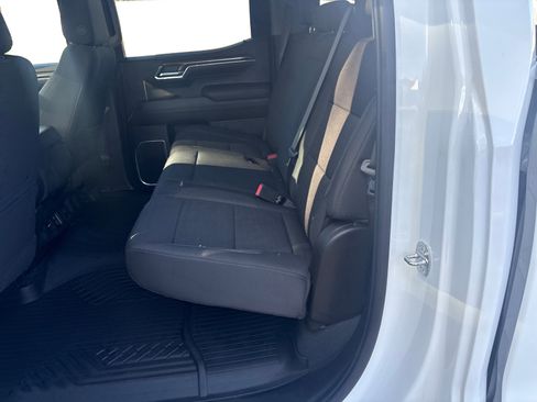 Used 2022 Chevrolet Silverado 1500 LT Trail Boss w/ Protection Package image 10