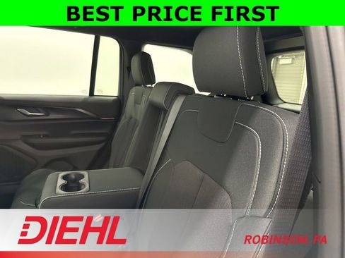 New 2026 Jeep Grand Cherokee Laredo X AWD/4WD image 17