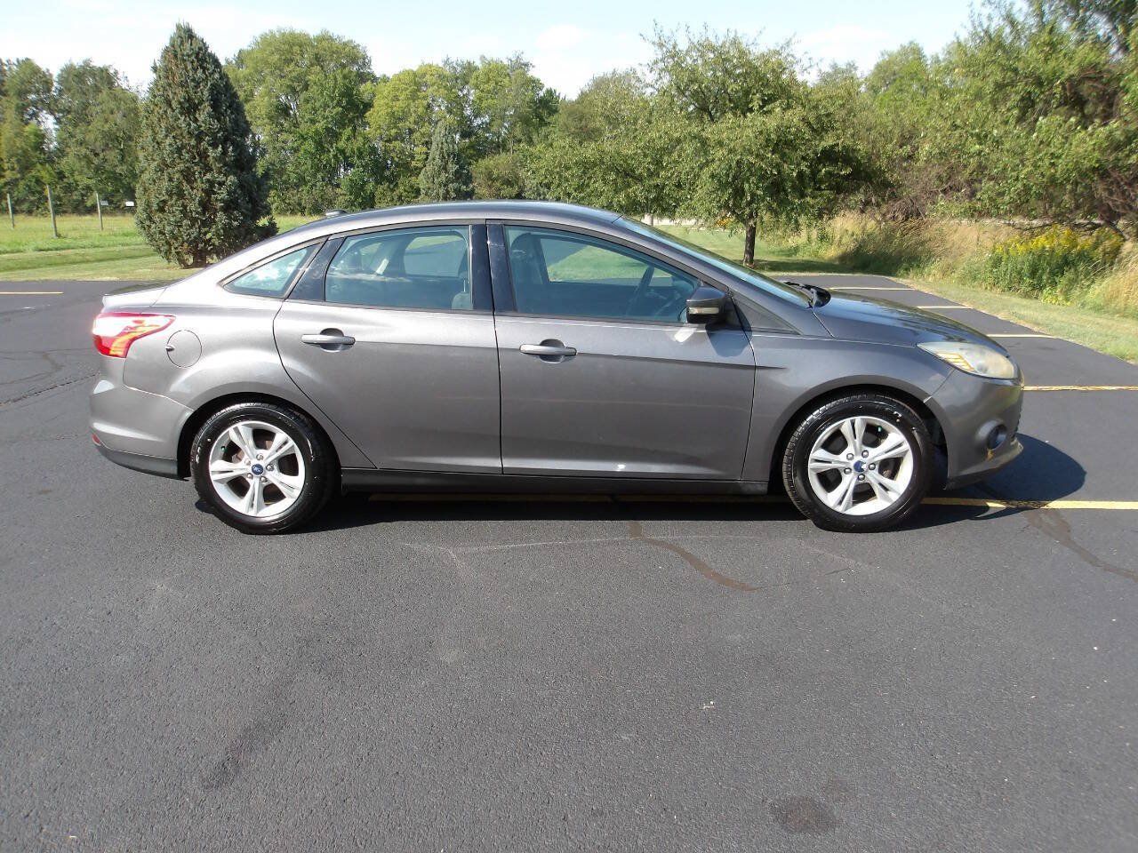 Used 2014 Ford Focus SE FWD image 10