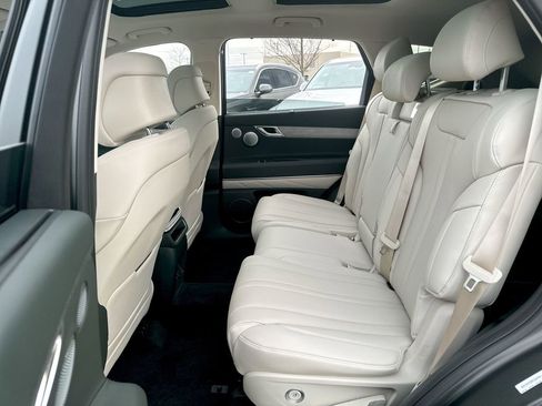 New 2025 Genesis GV80 2.5T Advanced image 24