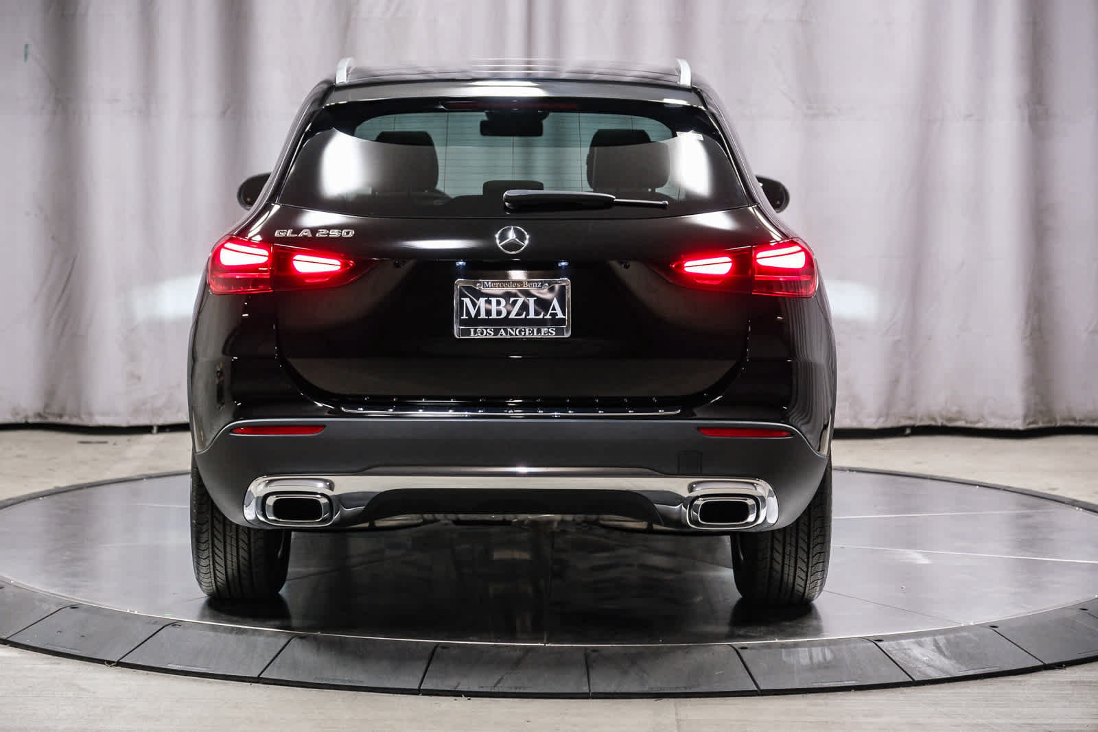 Certified 2026 Mercedes-Benz GLA 250 image 3