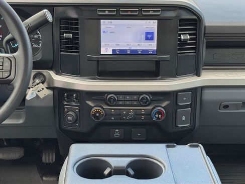 Used 2024 Ford F250 XL w/ XL Chrome Package AWD/4WD image 12