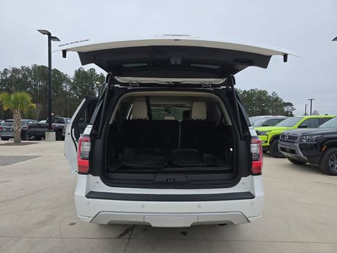 Used 2020 Ford Expedition Max Platinum image 18