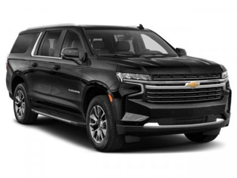 Used 2024 Chevrolet Suburban LT image 9