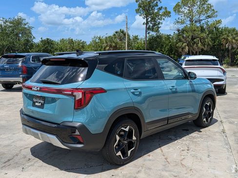 Certified 2025 Kia Seltos S FWD image 8