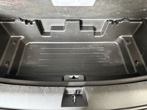 Used 2018 Chevrolet Traverse LT AWD/4WD image 8