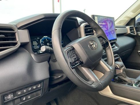 Used 2023 Toyota Tundra Limited image 9