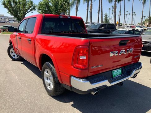 Used 2025 RAM 1500 Big Horn AWD/4WD image 5