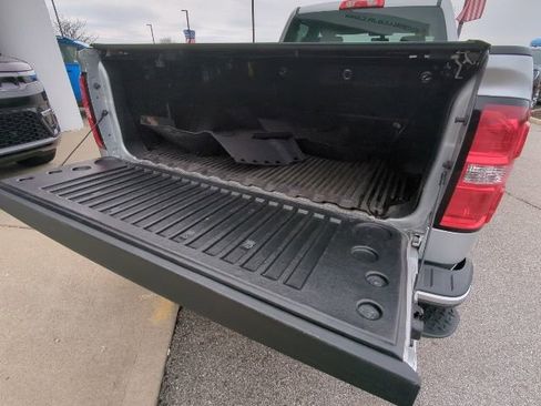 Used 2019 GMC Sierra 1500 SLE w/ SLE Value Package image 30