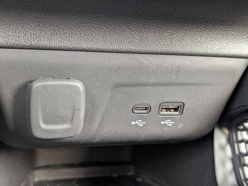 Used 2024 Chevrolet TrailBlazer LT w/ Convenience Package image 20