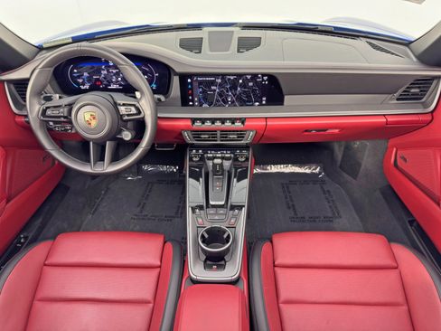Used 2025 Porsche 911 Carrera image 11