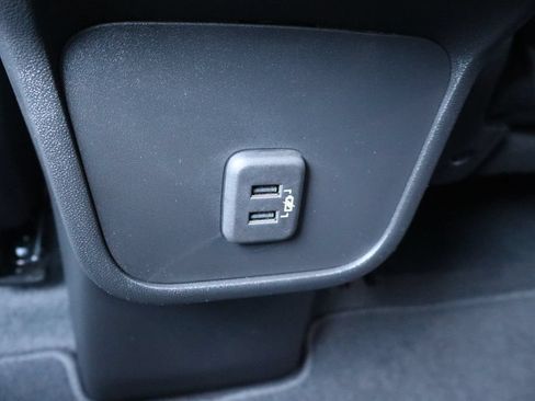 Used 2023 Chevrolet Equinox LT AWD/4WD image 20