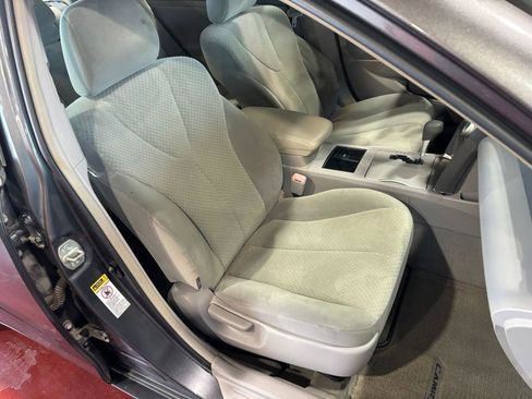 Used 2009 Toyota Camry LE image 17