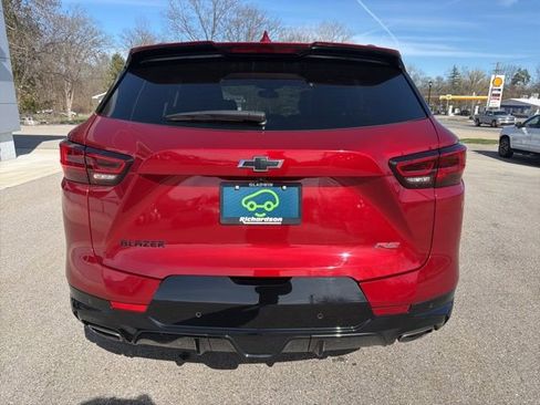 Certified 2024 Chevrolet Blazer RS w/ Enhanced Convenience Package FWD image 4