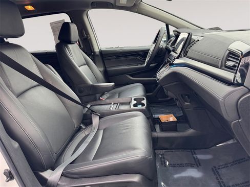 Used 2023 Honda Odyssey Touring image 15