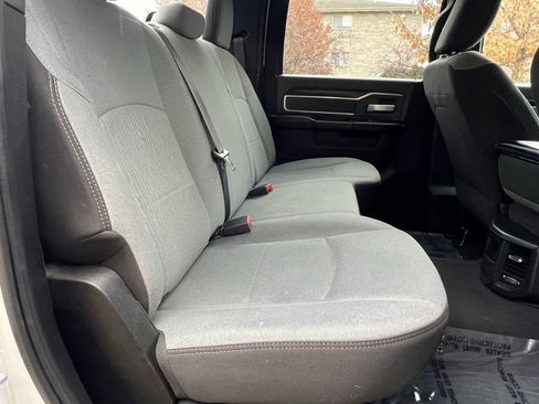 Used 2021 RAM 3500 Big Horn image 31