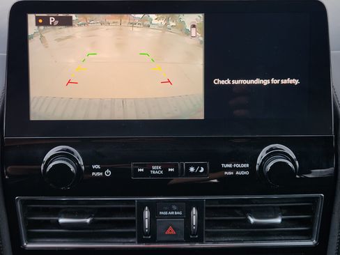 Used 2022 Nissan Armada SV AWD/4WD image 19