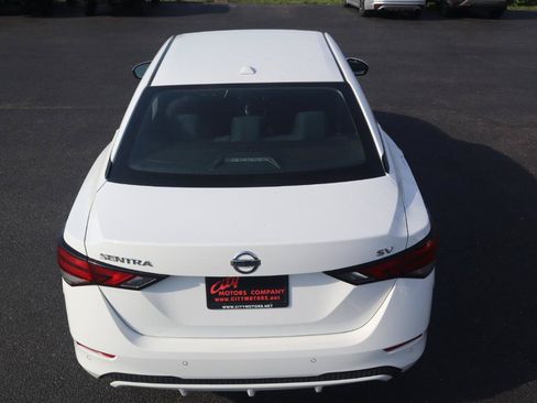 Used 2023 Nissan Sentra SV FWD image 8