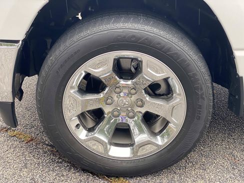 Used 2023 RAM 1500 Big Horn AWD/4WD image 14