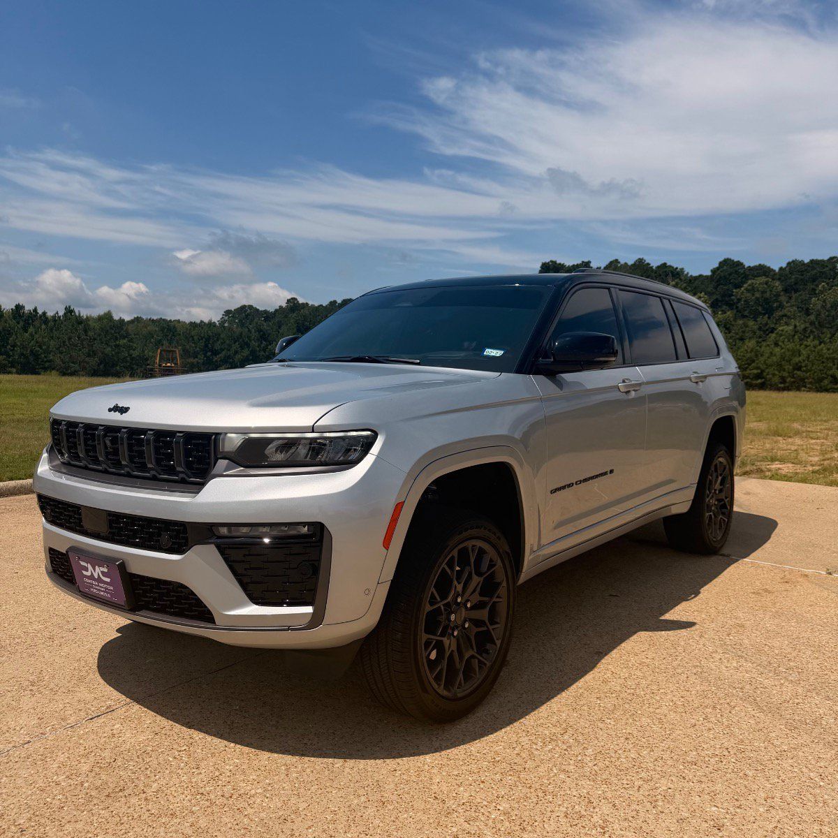 Used 2026 Jeep Grand Cherokee L Summit w/ Obsidian Package AWD/4WD image 1